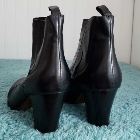 Miz Mooz Sarah Leather Cap Toe Ankle Booti… - Picture 5 of 8